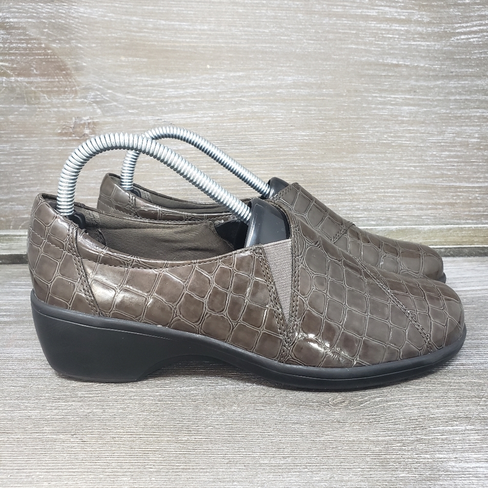 Clarks Bendables Brown Croc Print Faux Loafers